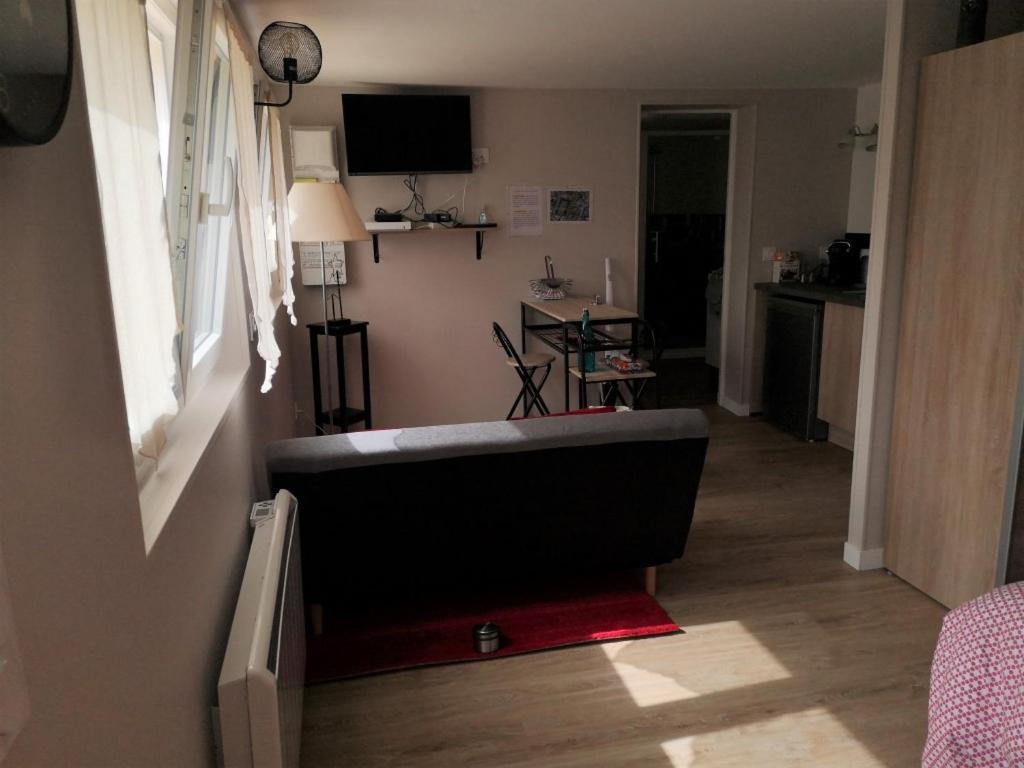 Charmante Maison Studio Proche Mer Et Commerces Уистреам Экстерьер фото